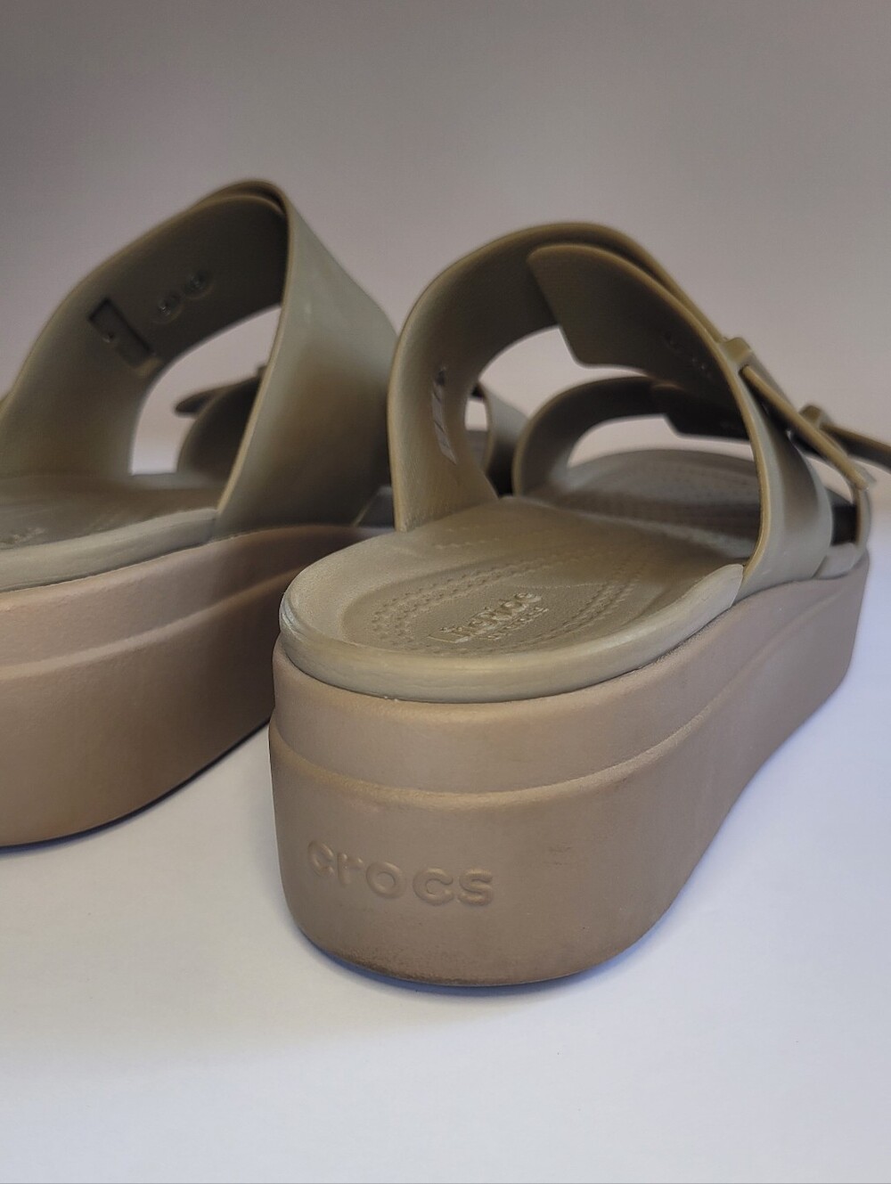 Crocs Brooklyn Buckle LiteRide Low Wedge Sandals 10 - Picture 5 of 15
